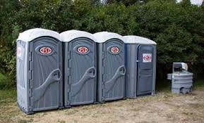 Best Portable Restroom Maintenance and Cleaning  in Warsaw, IL